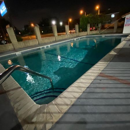 Americas Best Value Inn Pico Rivera East Los Angeles Extérieur photo